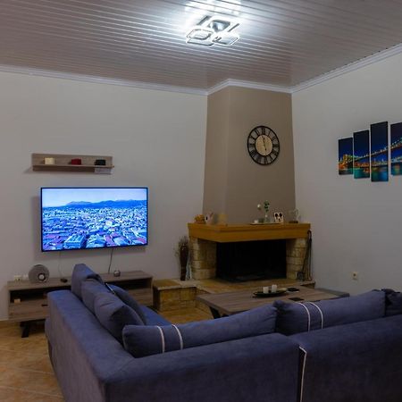 G.R Luxury Apartment Kalligoni 外观 照片