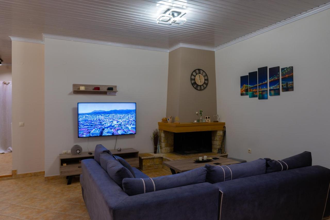 G.R Luxury Apartment Kalligoni 外观 照片